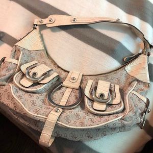 Guess Shoulder Bag